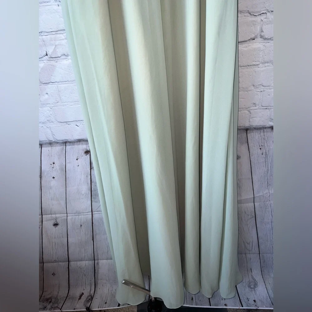 Azazie light green polyester formal long dress size M - Picture 14 of 14
